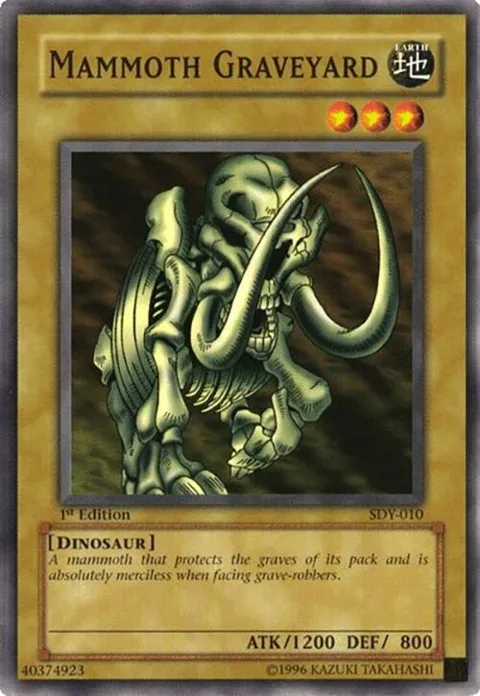 Mammoth Graveyard SDY-010 1st Edition Yu-Gi-Oh card from Starter Deck: Yugi
