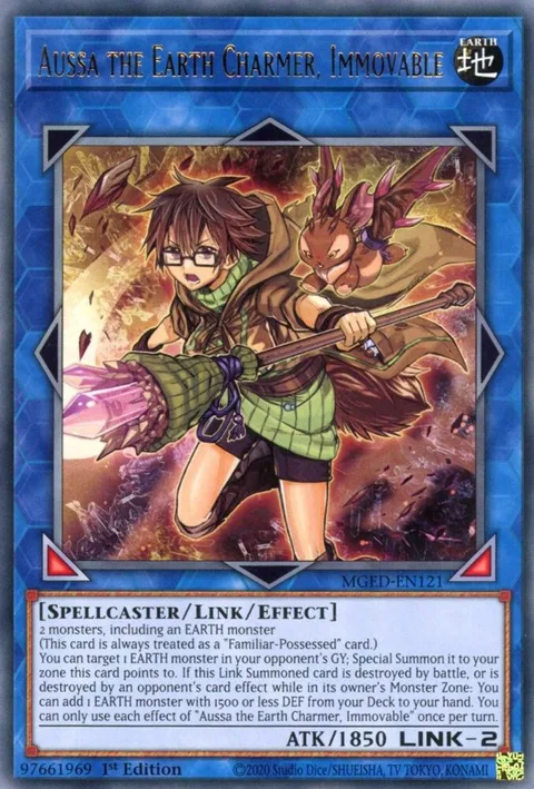 Aussa the Earth Charmer, Immovable MGED-EN121 Yu-Gi-Oh card from Maximum Gold: El Dorado