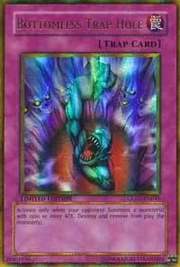 Bottomless Trap Hole GLD2-EN045 Yu-Gi-Oh card from Gold Series 2009